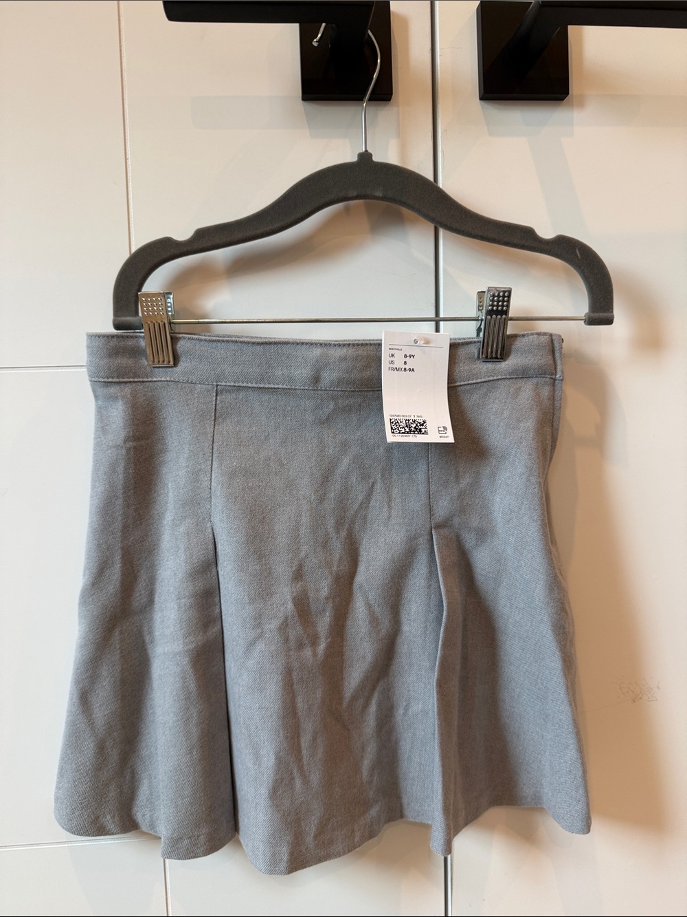 Girls' Gray Pleated Skirt - Classic School Style